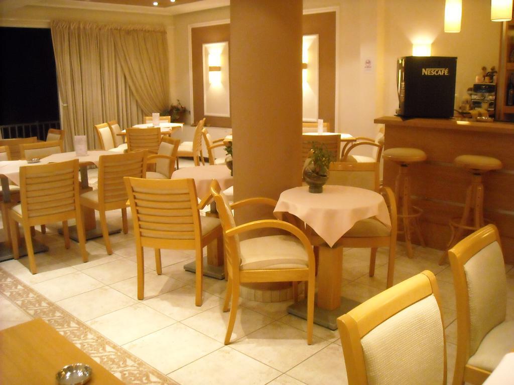 Iris Hotel Nea Kallikrateia Εξωτερικό φωτογραφία